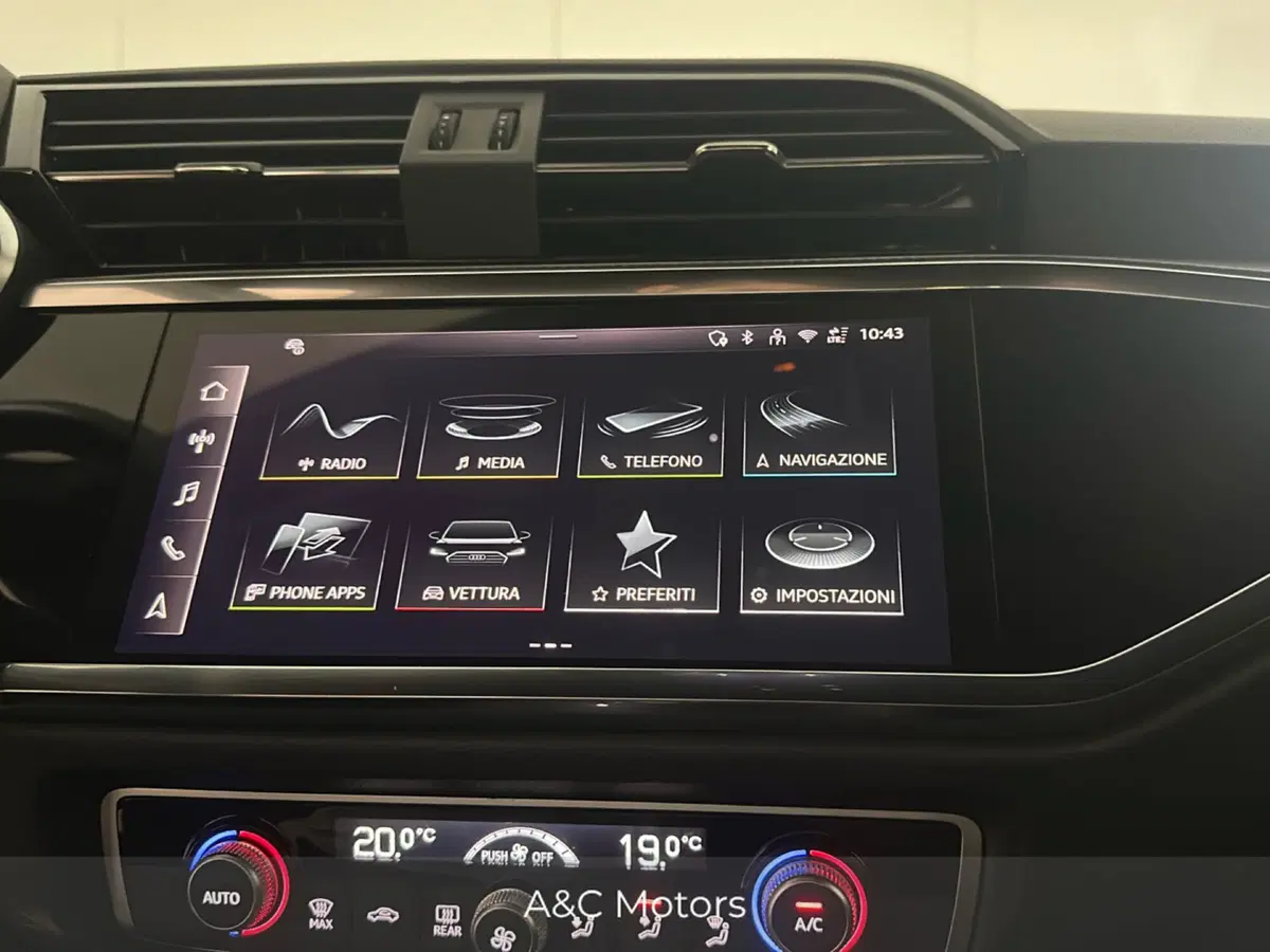 Audi Q3 Sportback usata a Caserta (12)