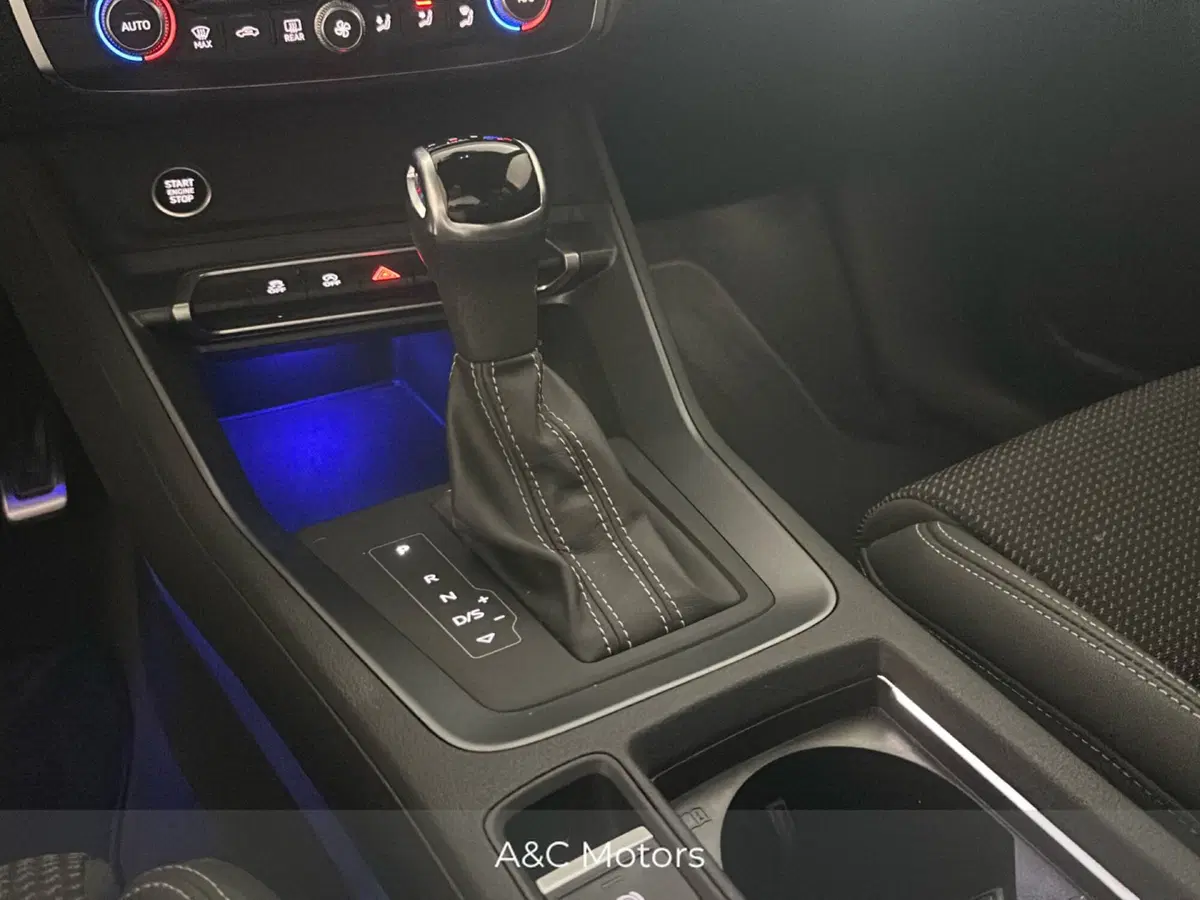 Audi Q3 Sportback usata a Caserta (15)