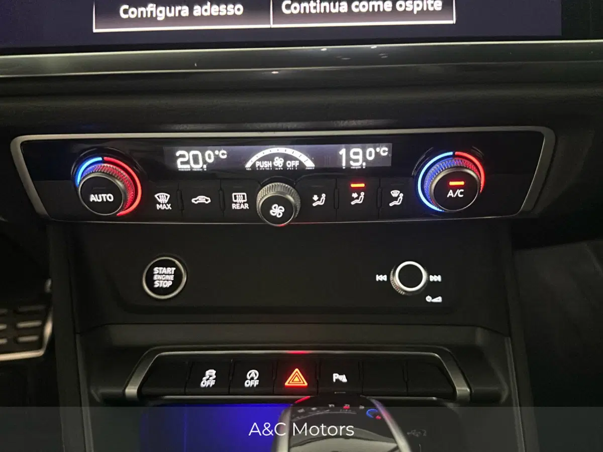 Audi Q3 Sportback usata a Caserta (16)