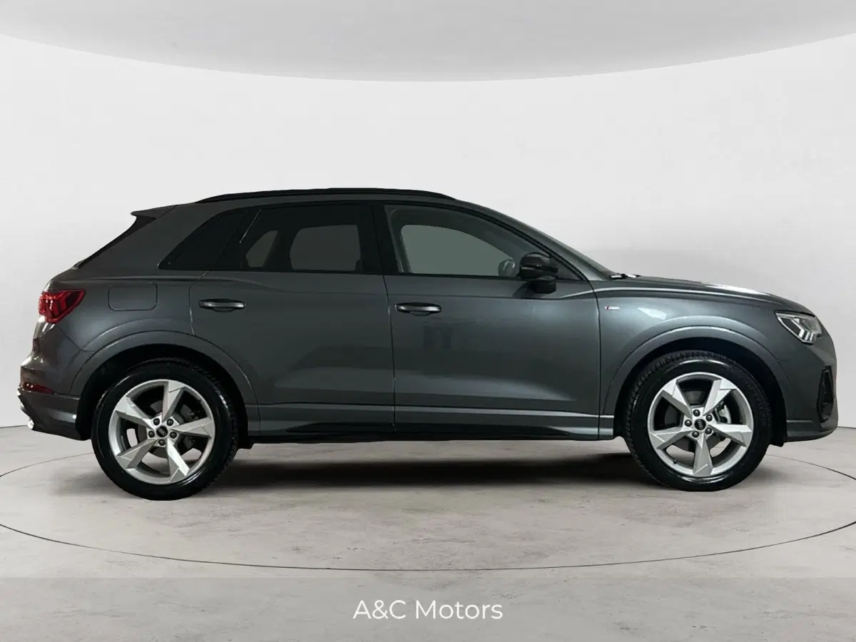Audi Q3 Sportback usata a Caserta (3)