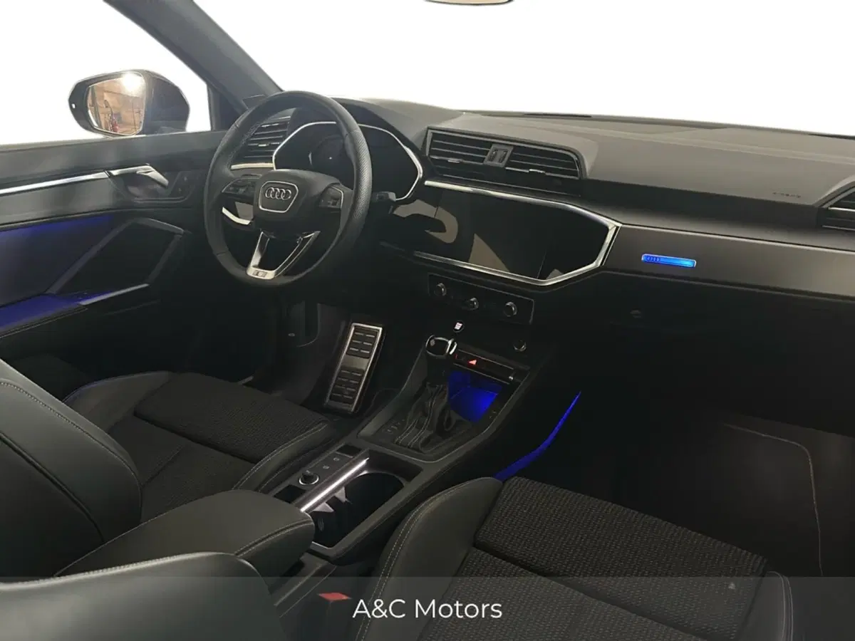Audi Q3 Sportback usata a Caserta (9)