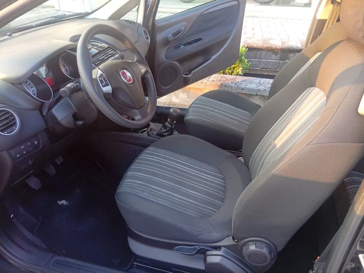 Fiat Grande Punto usata a Brescia (7)