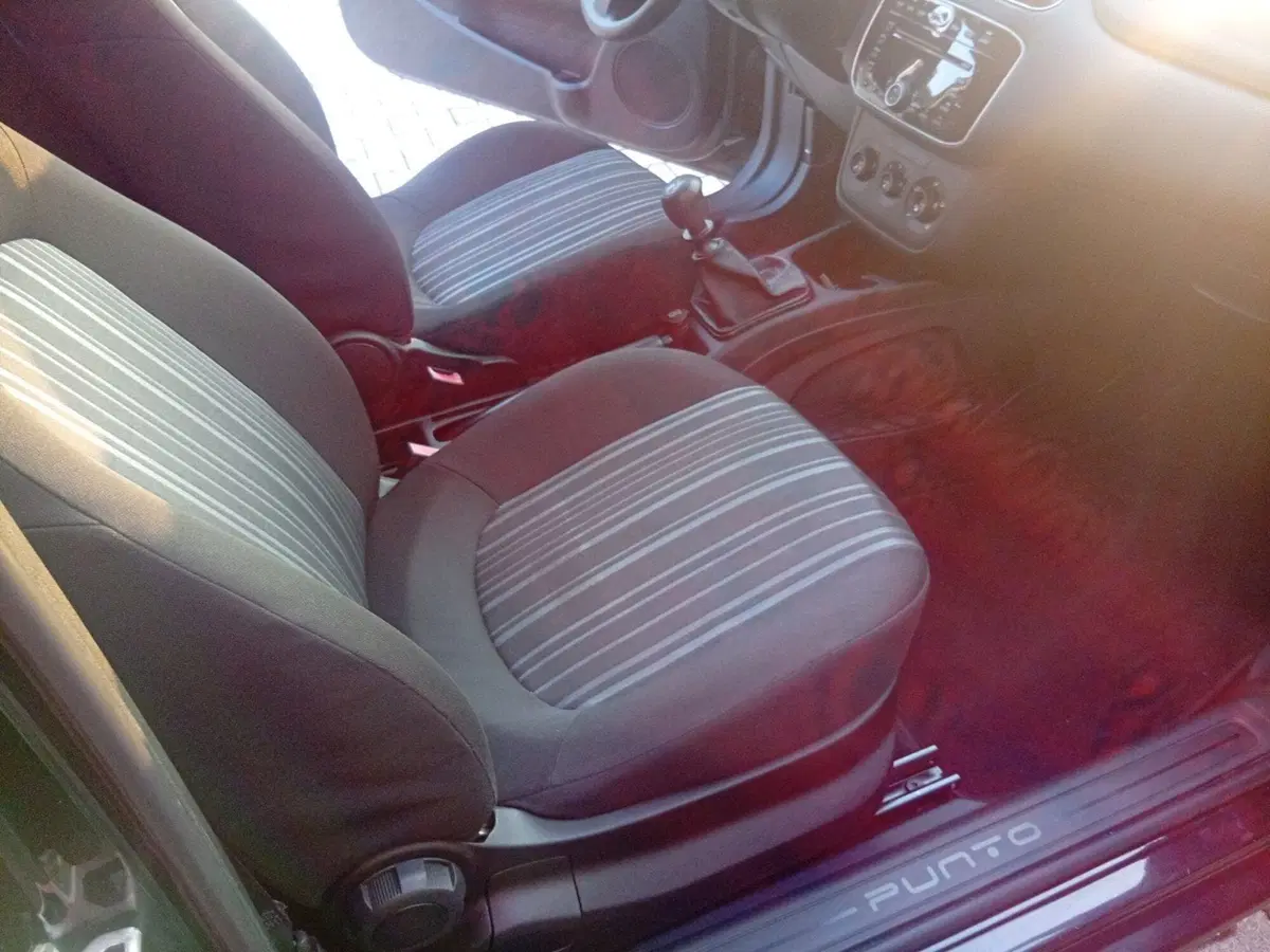 Fiat Grande Punto usata a Brescia (9)