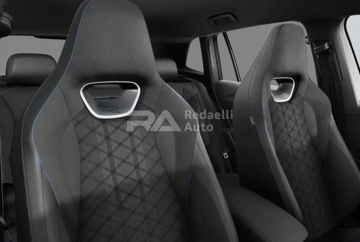 Volkswagen Tiguan nuova a Lecco (6)