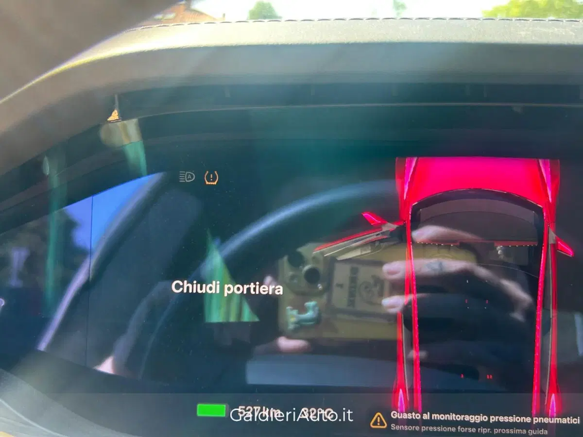 Tesla Model S usata a Salerno (15)