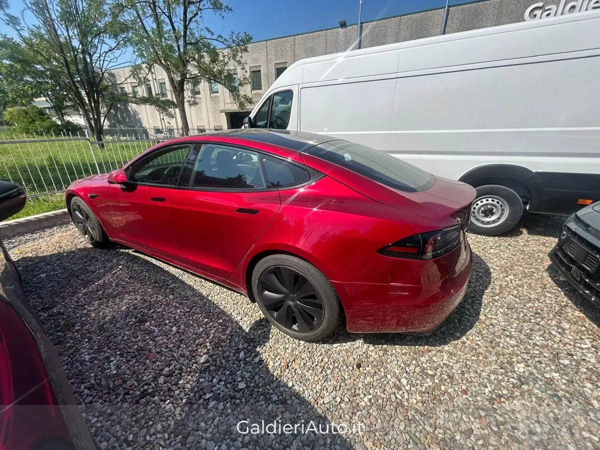 Tesla Model S usata a Salerno (3)