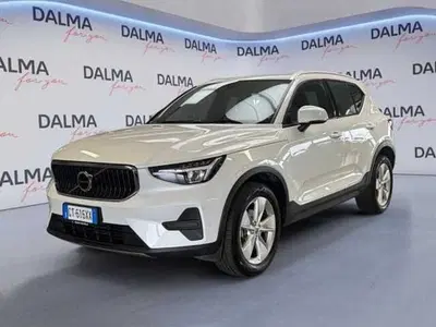 VOLVO Veicoli Commerciali XC40 XC40 N1 T2 Core auto del 2024 usata a Solaro