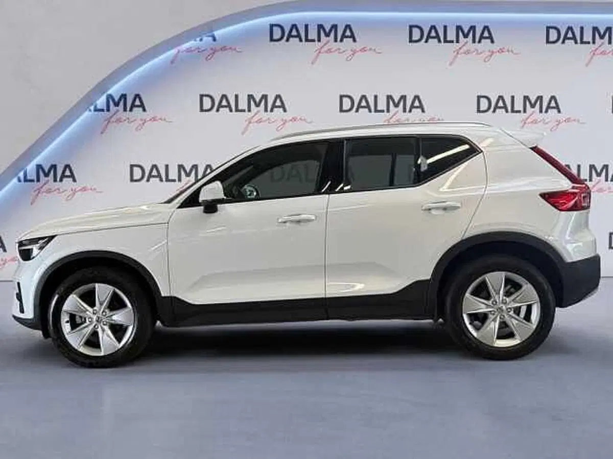 VOLVO Veicoli Commerciali XC40 usata a Milano (2)