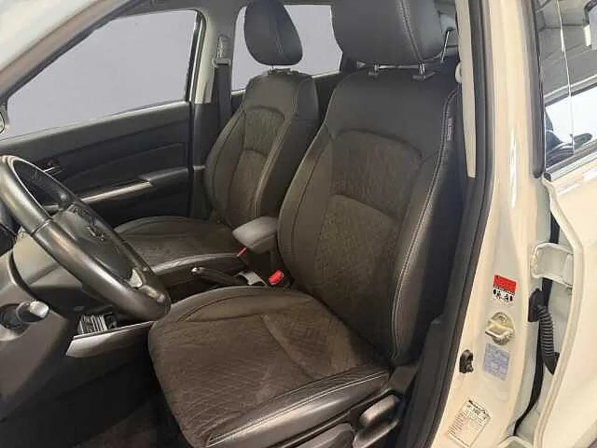 Suzuki Vitara usata a Milano (10)