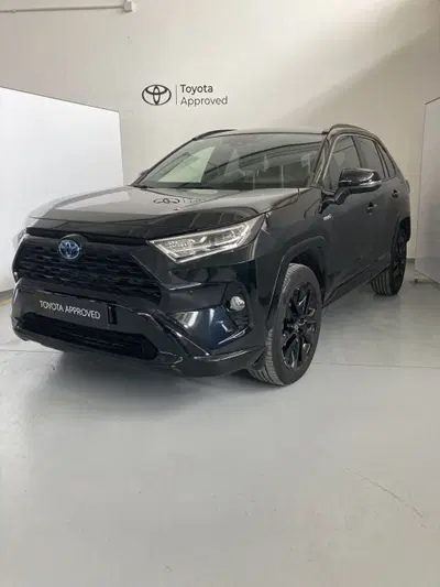 Toyota Rav4 HV (218CV) E-CVT 2WD Style del 2021 usata a Barletta