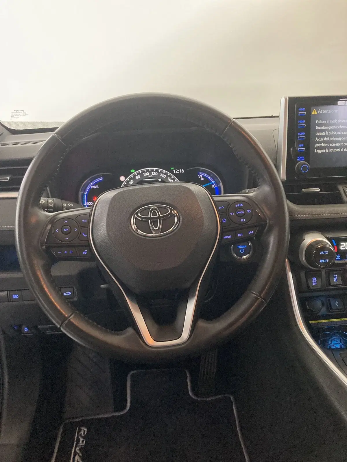 Toyota Rav4 usata a Barletta-Andria-Trani (13)