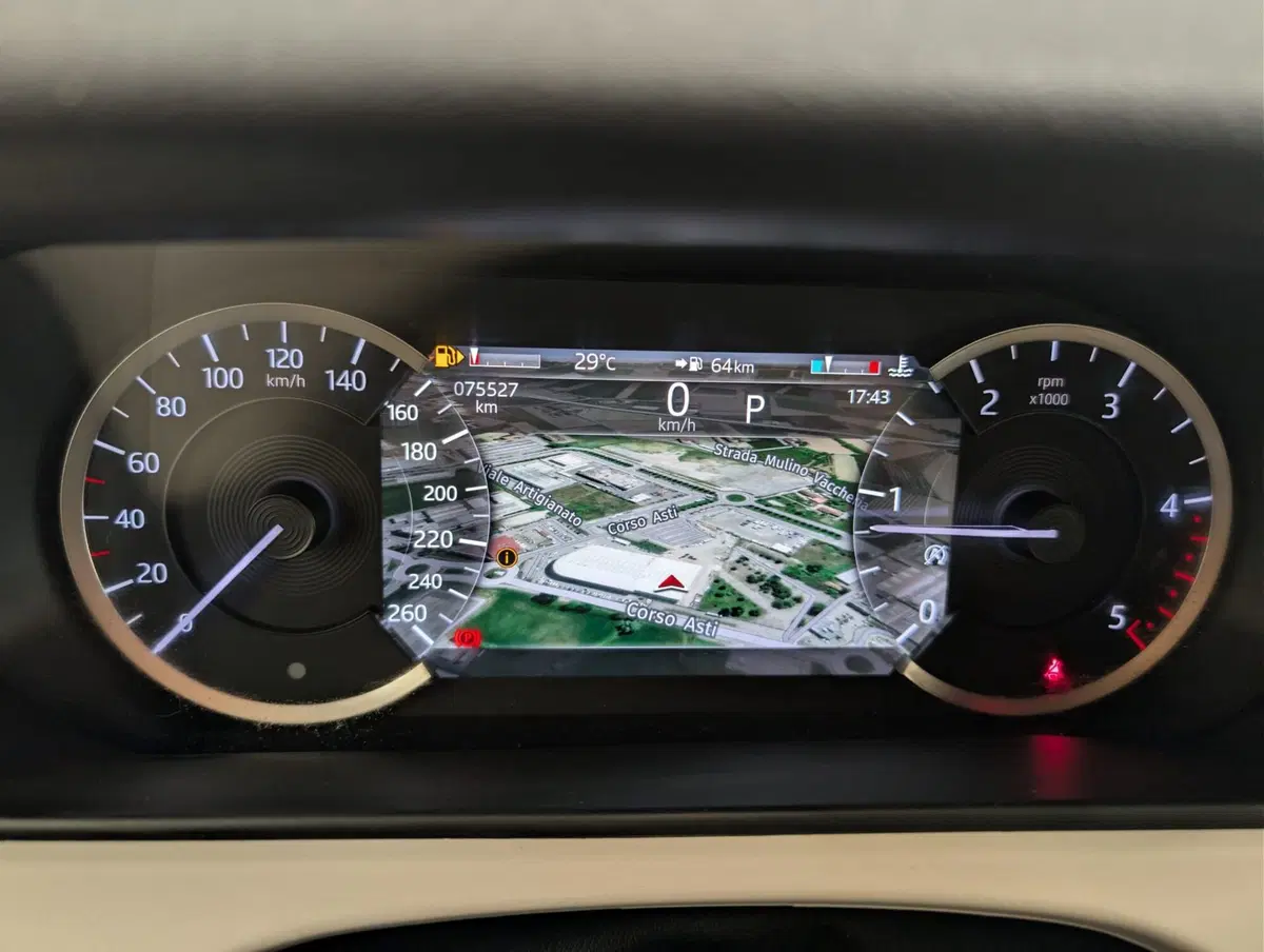 Land Rover Range Rover Velar usata a Cuneo (10)