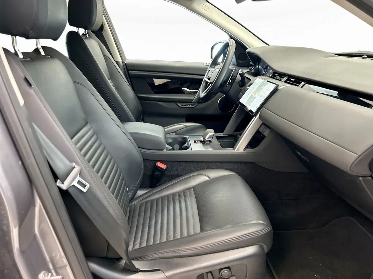 Land Rover Discovery Sport usata a Modena (3)