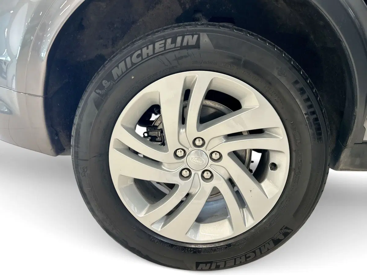 Land Rover Discovery Sport usata a Modena (9)