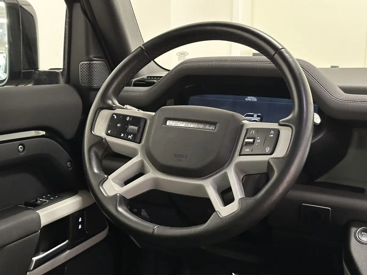 Land Rover Defender usata a Lodi (10)