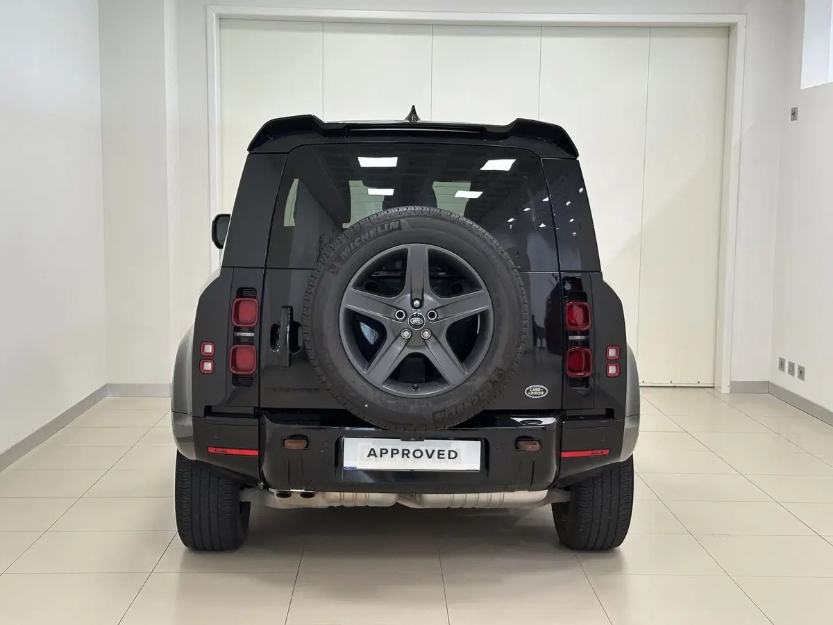 Land Rover Defender usata a Lodi (7)