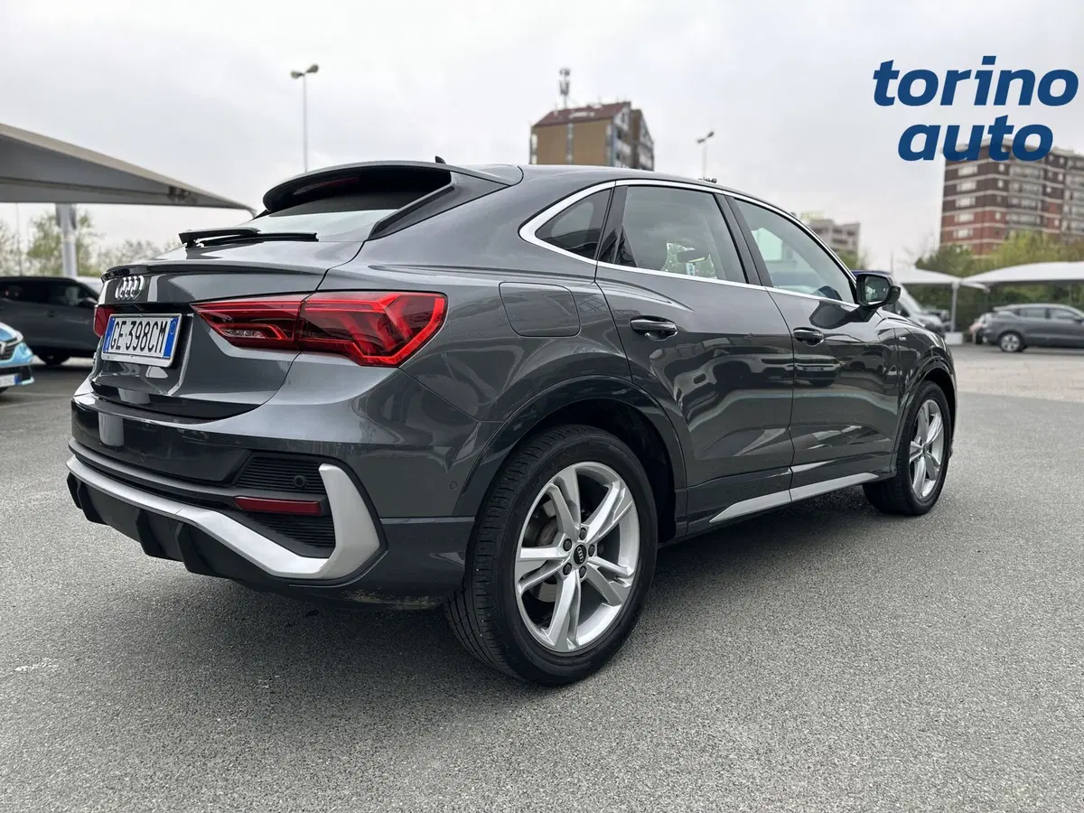 Audi Q3 Sportback usata a Torino (7)