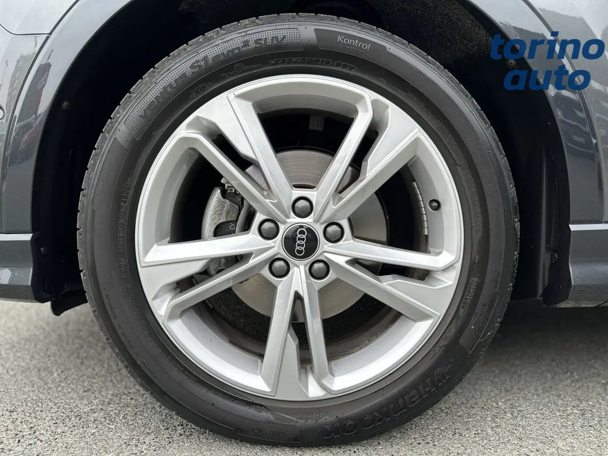 Audi Q3 Sportback usata a Torino (9)