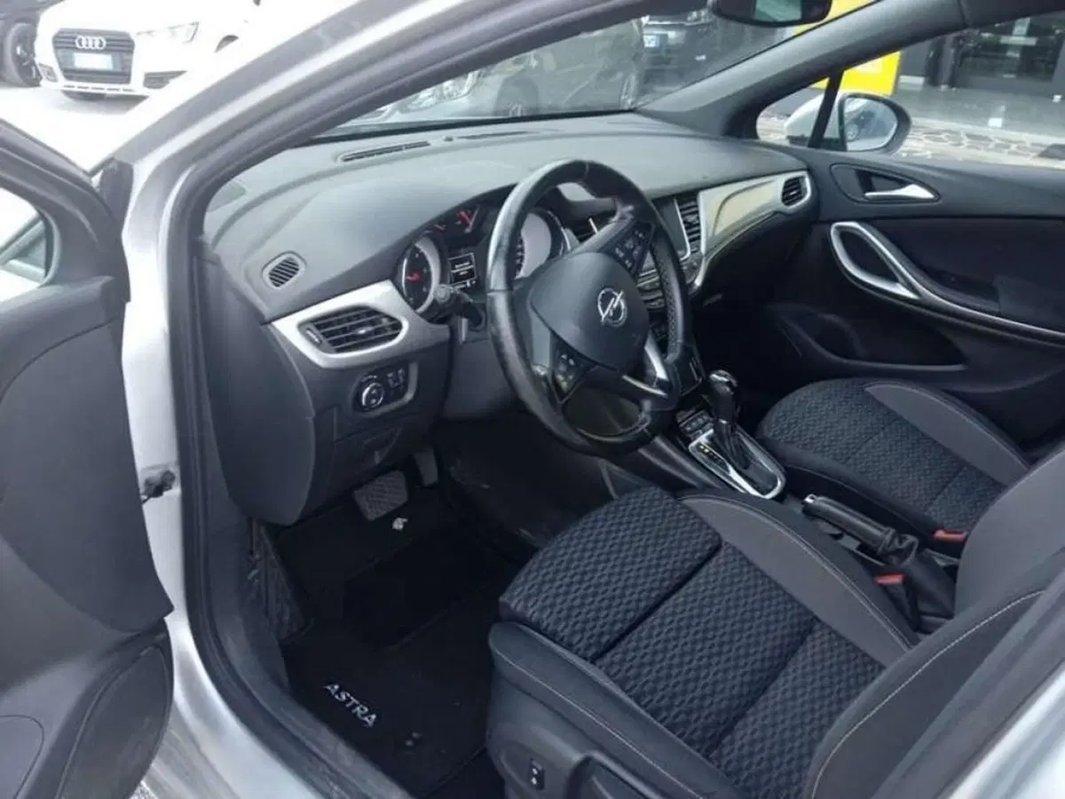 Opel Astra Station Wagon usata a Padova (10)