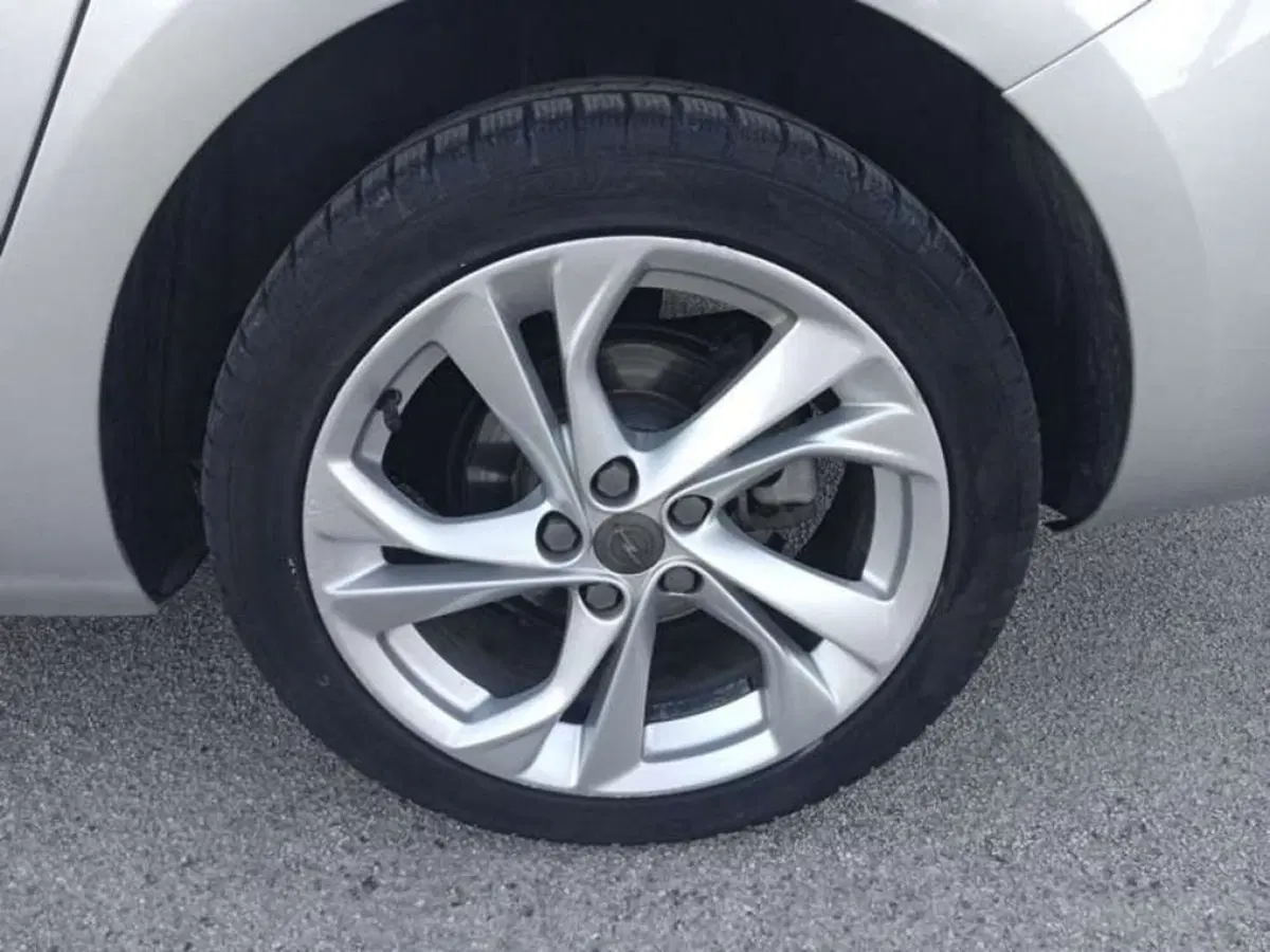 Opel Astra Station Wagon usata a Padova (9)