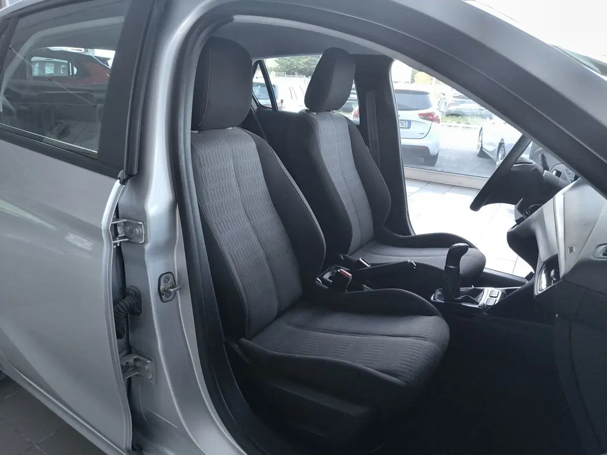 Opel Corsa usata a Padova (13)