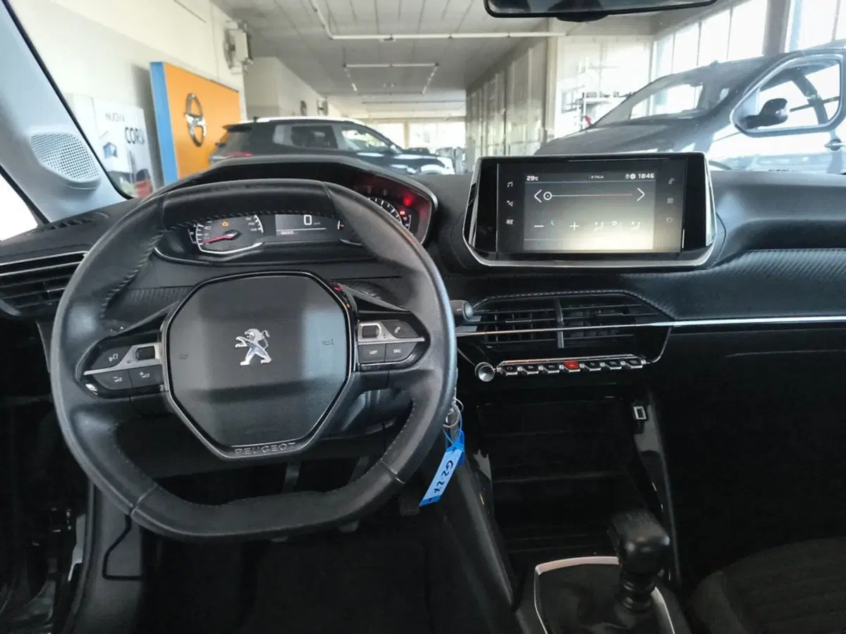 Peugeot 208 usata a Padova (10)