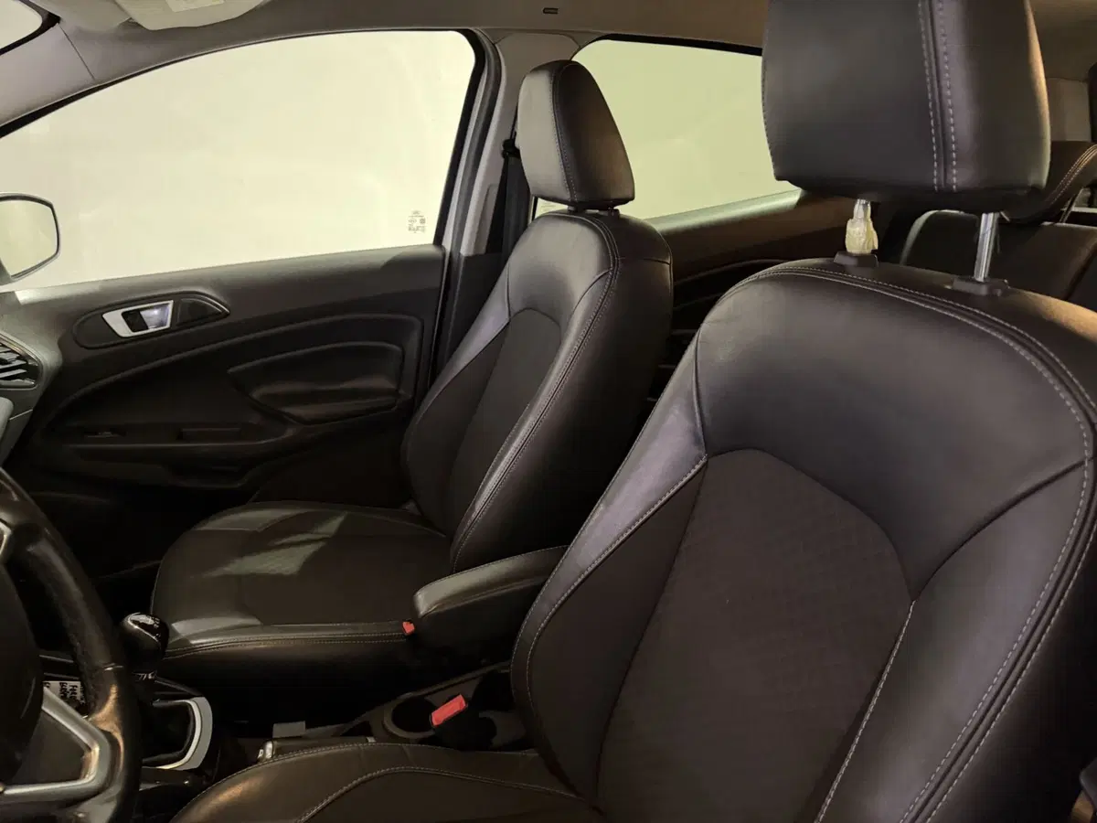 Ford EcoSport usata a Genova (9)