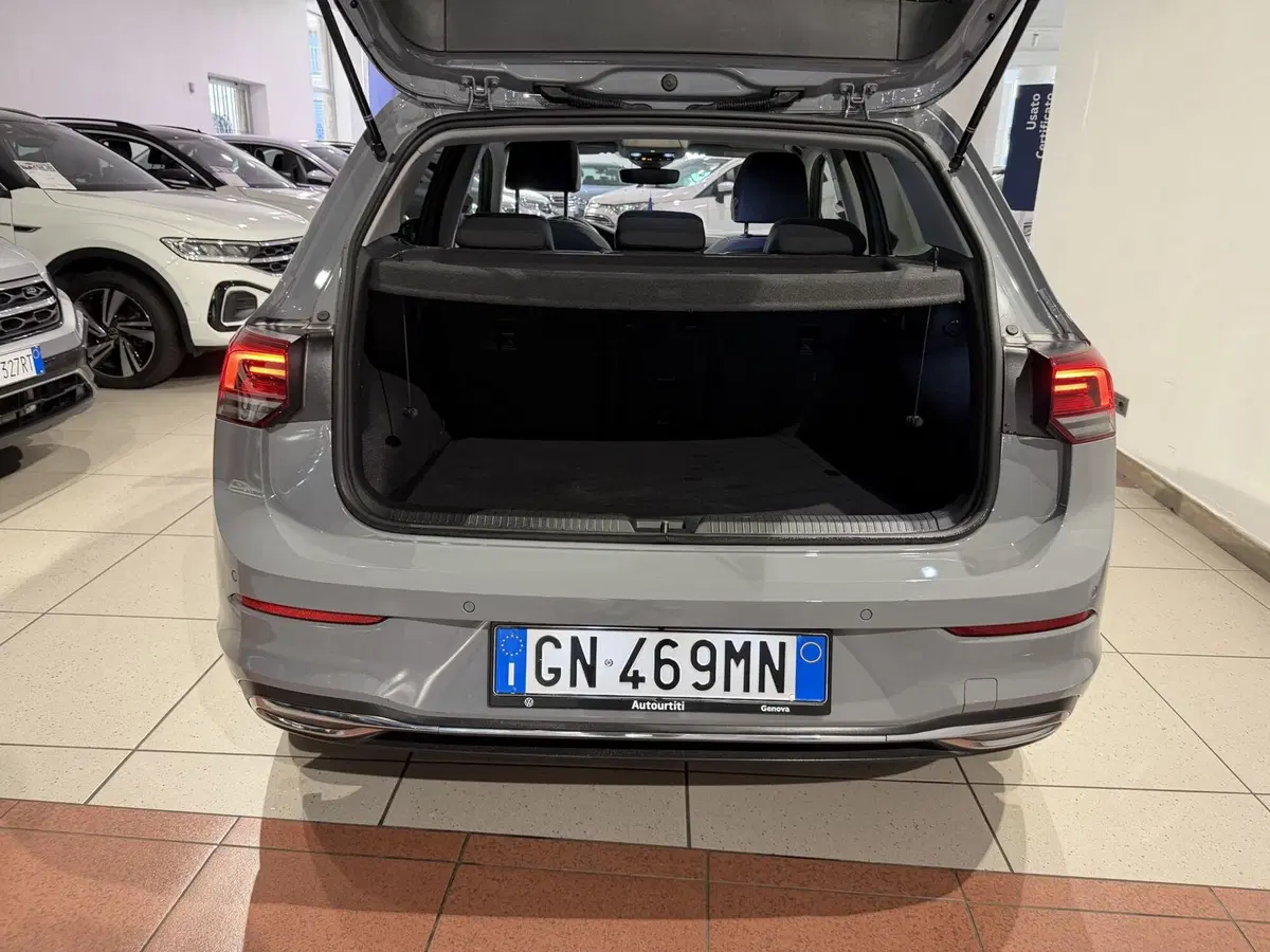 Volkswagen Golf usata a Genova (10)