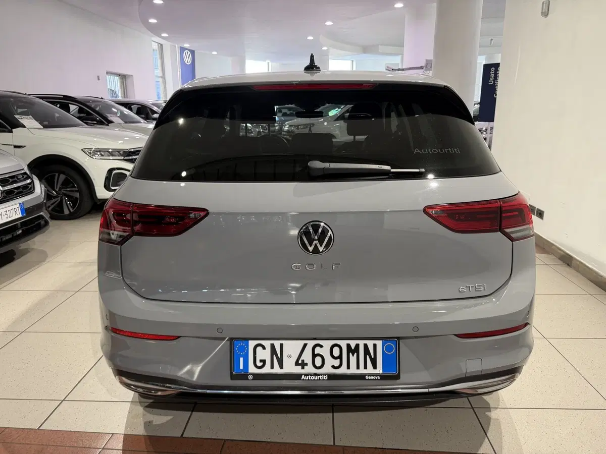 Volkswagen Golf usata a Genova (4)