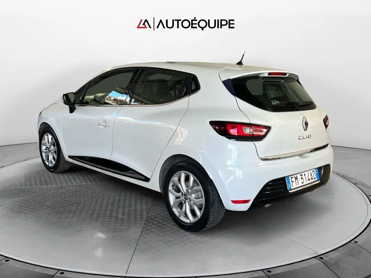 Renault Clio usata a Roma (3)