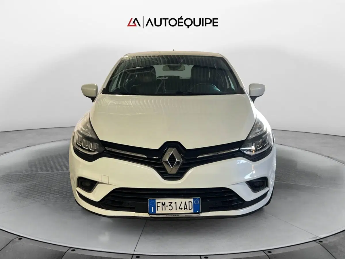 Renault Clio usata a Roma (8)