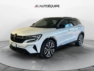 Renault Austral 1.2 full hybrid Iconic 200cv auto del 2023 usata a Roma