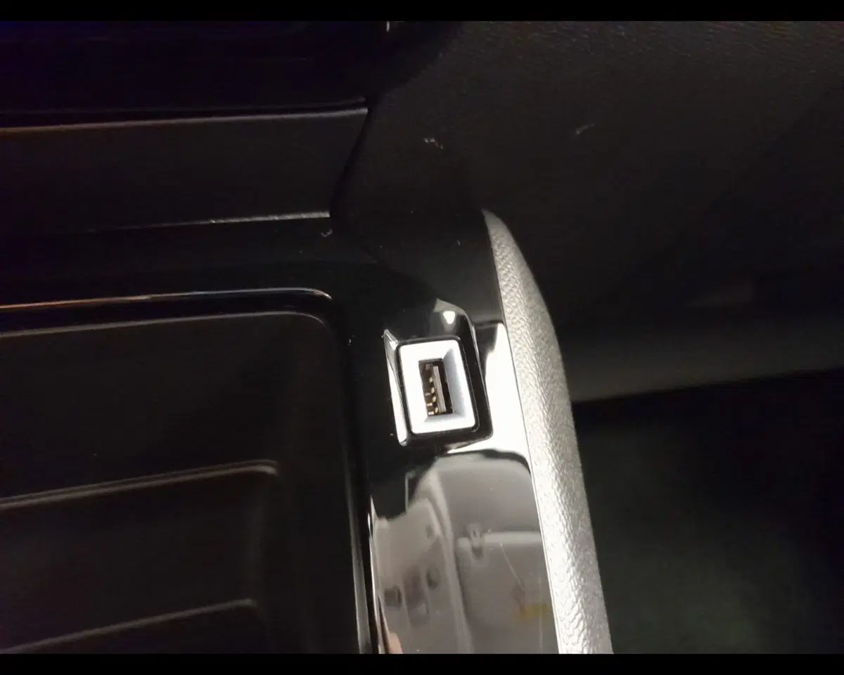 Peugeot 208 usata a Alessandria (18)