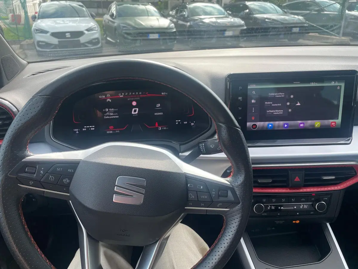 SEAT Arona usata a Bologna (8)