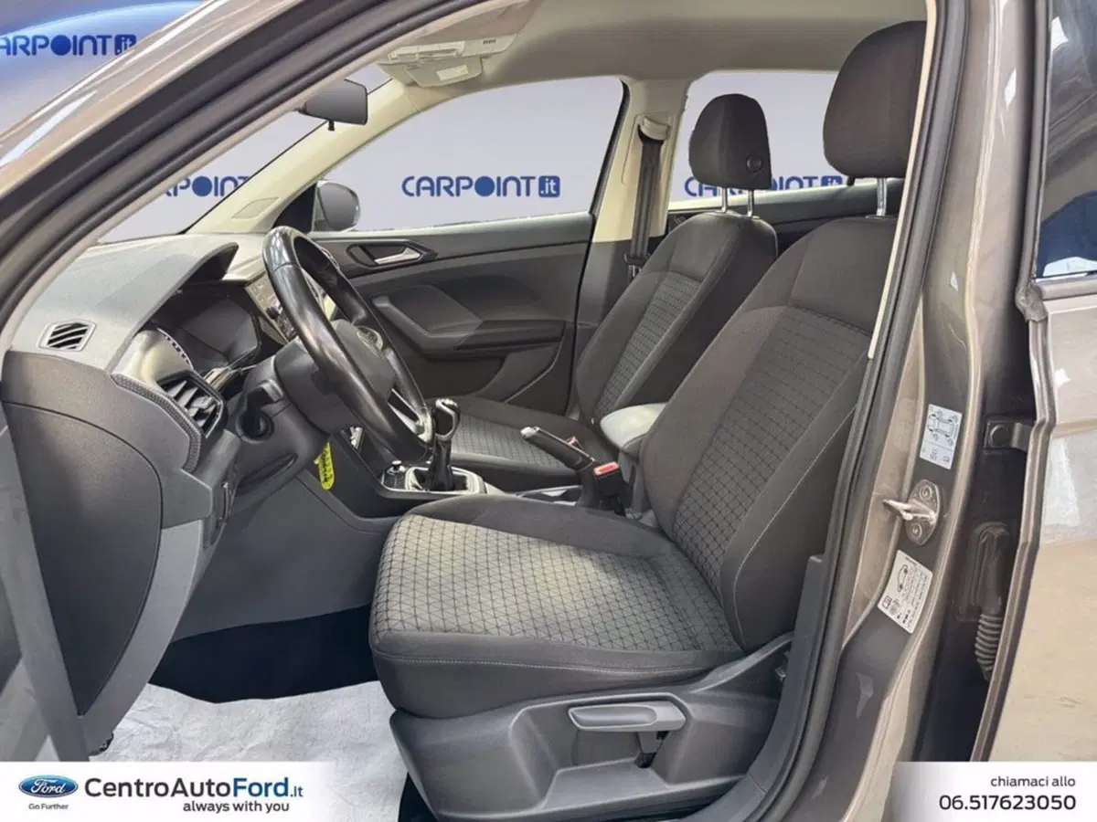 Volkswagen T-Cross usata a Roma (9)