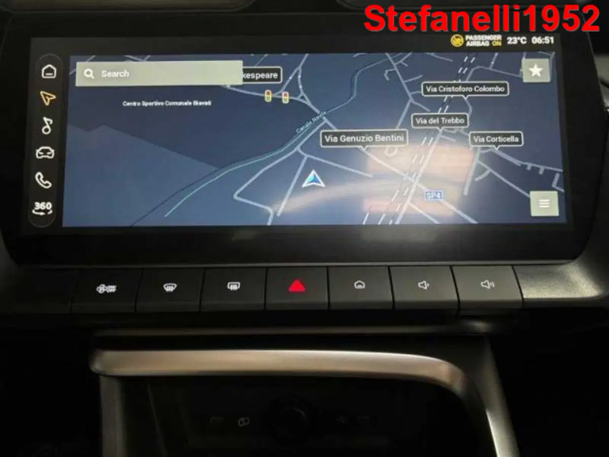Mg ZS EV nuova a Bologna (17)