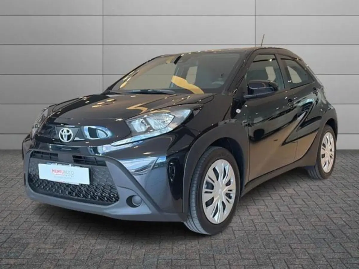 Toyota Aygo X nuova a Sassari