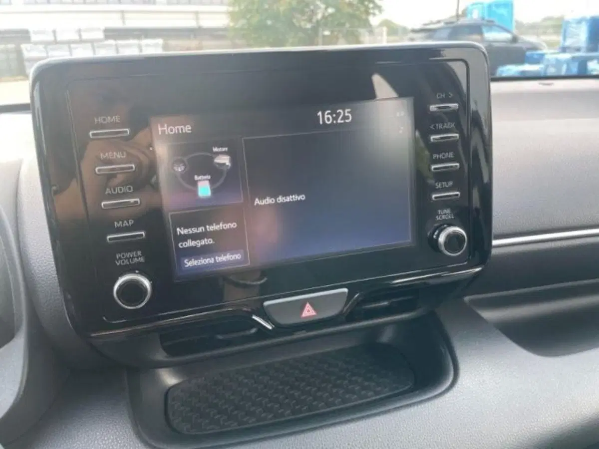 Toyota Yaris usata a Vercelli (10)