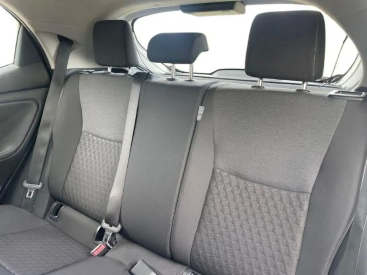 Toyota Yaris usata a Vercelli (11)