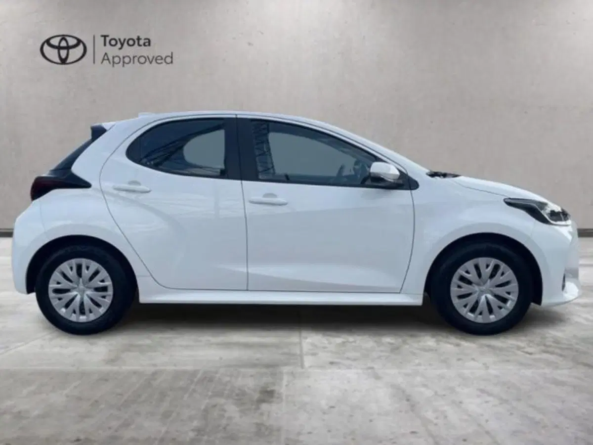 Toyota Yaris usata a Vercelli (4)