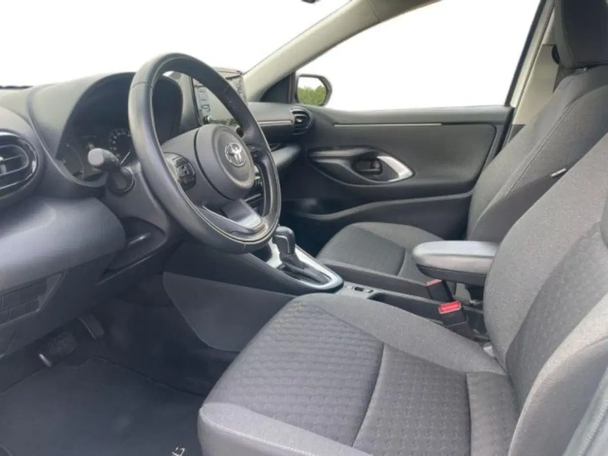 Toyota Yaris usata a Vercelli (7)