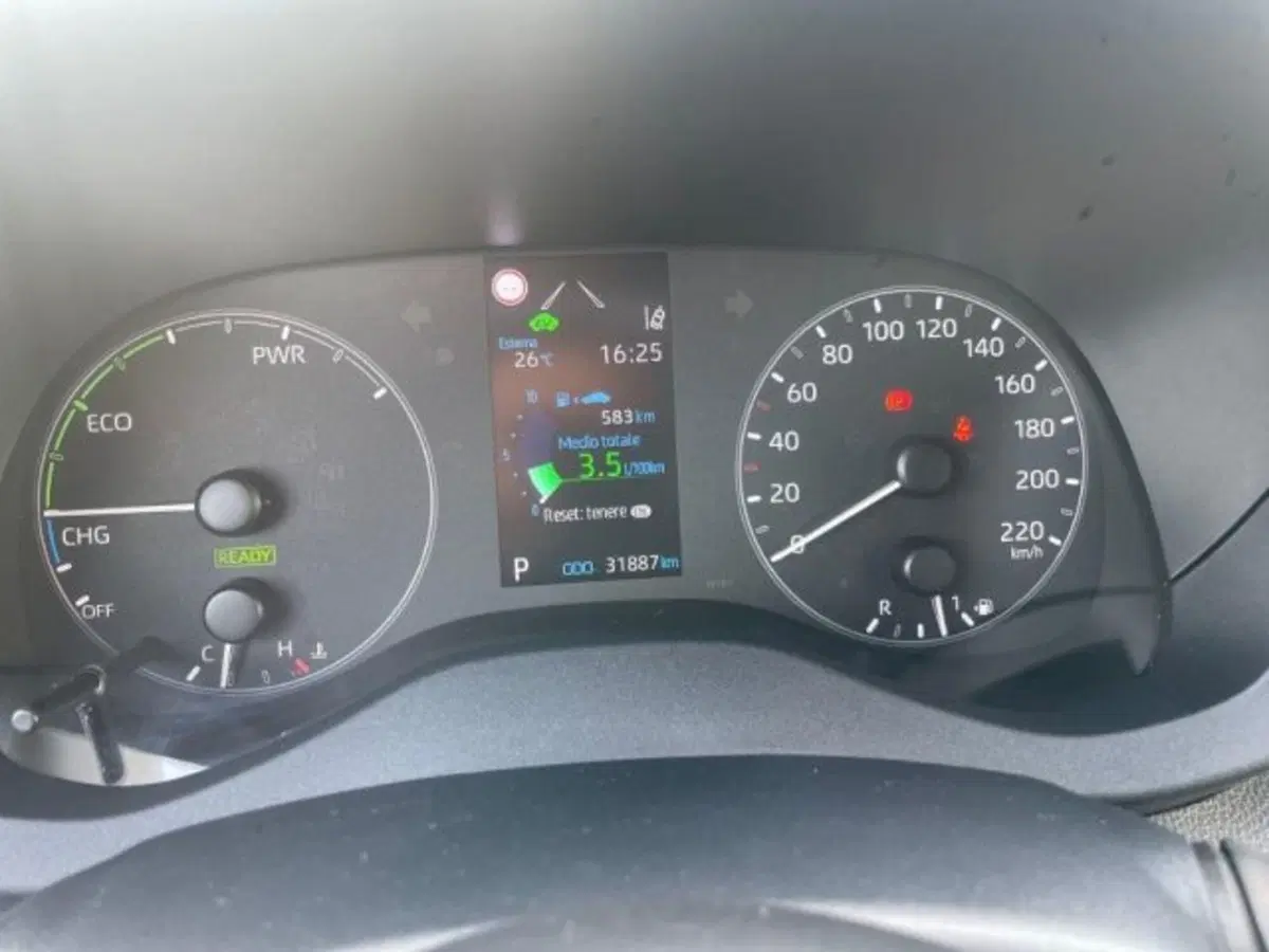 Toyota Yaris usata a Vercelli (9)