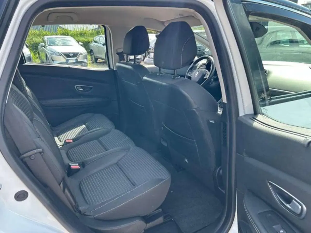 Renault Scenic E-Tech Electric usata a Firenze (11)