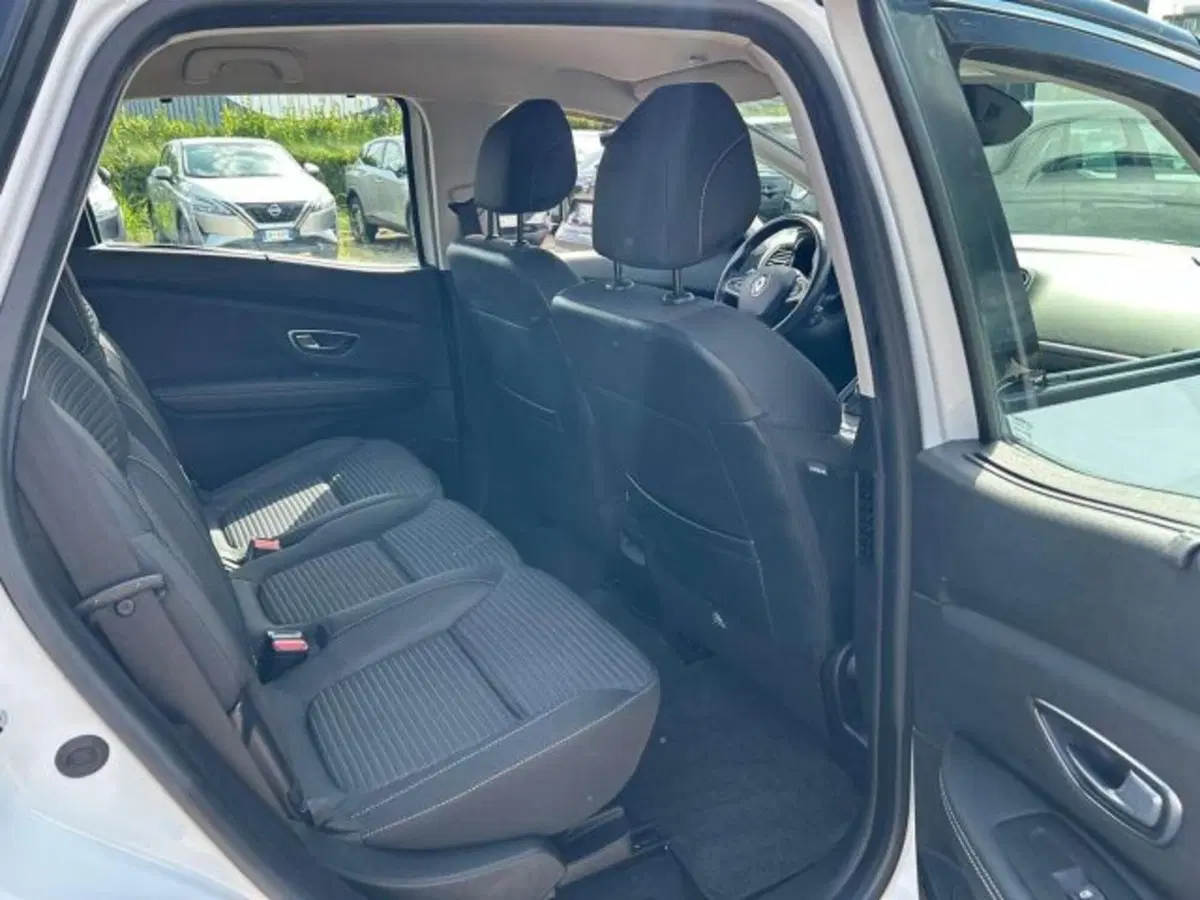 Renault Scenic E-Tech Electric usata a Firenze (11)