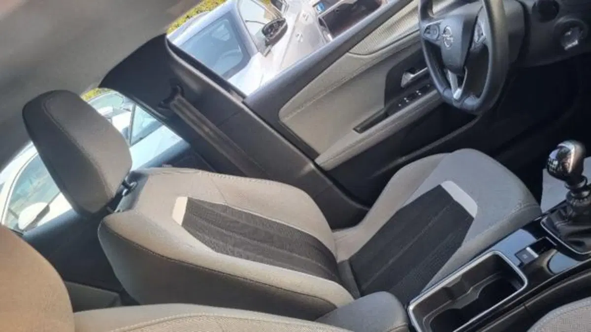 Opel Mokka usata a Savona (8)