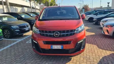 Opel Zafira Life Diesel 145CV Start&Stop Edition M del 2021 usata a Savona