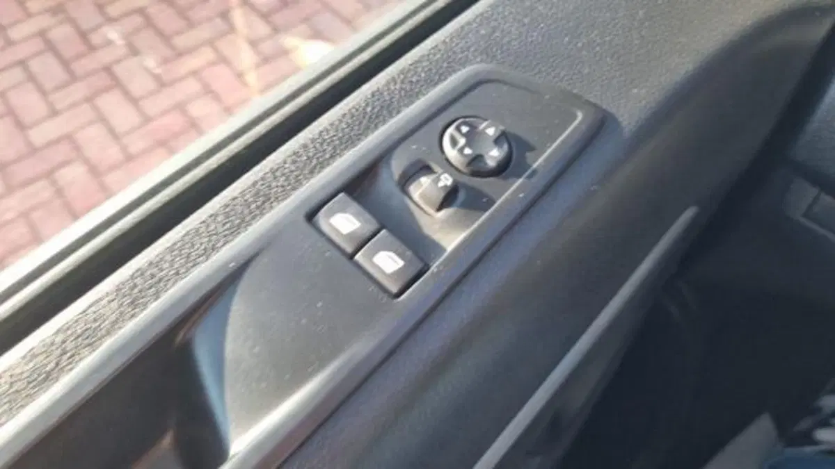 Opel Zafira Life usata a Savona (10)