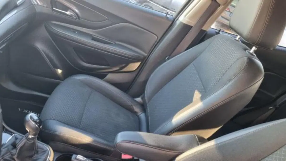 Opel Mokka usata a Savona (14)