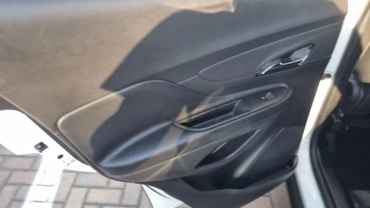 Opel Mokka usata a Savona (19)