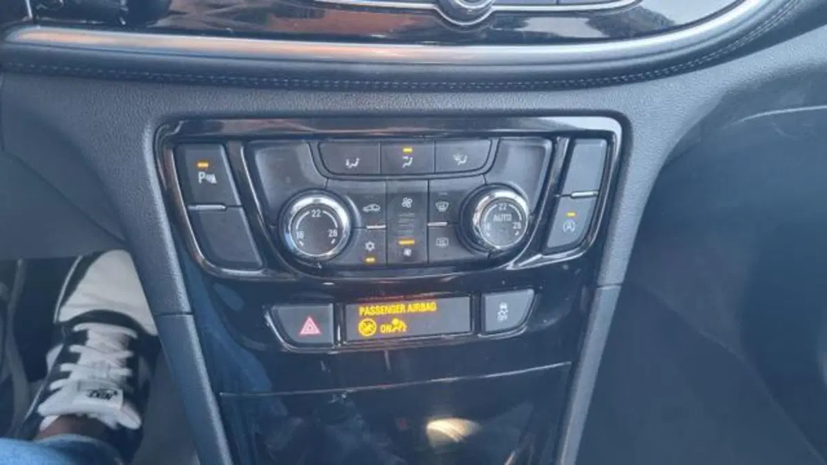 Opel Mokka usata a Savona (6)